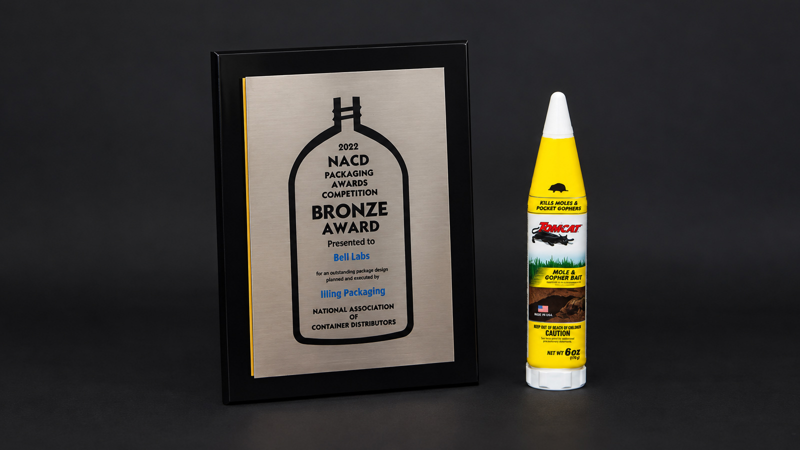 Bell Laboratories Tomcat mole and gopher bait packaging — NACD 2022 Bronze award-winning package
